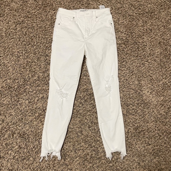 Abercrombie & Fitch Denim - High Rise Abercrombie Jeans